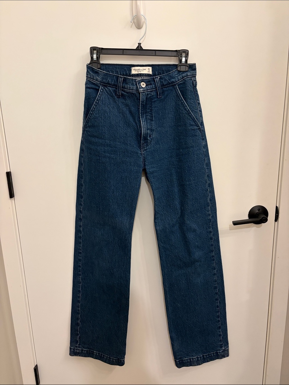 Abercrombie & Fitch Women’s 90’s Relaxed Jean High Rise Blue Jeans